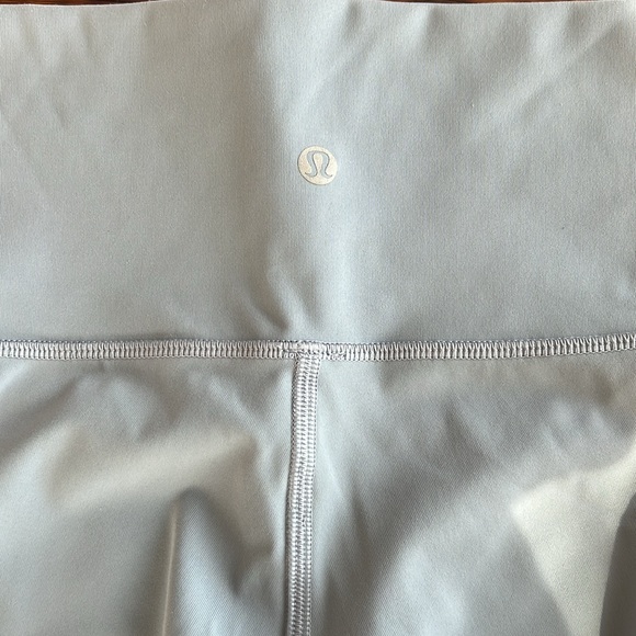 25” High-Rise Wunder Under Pants - Picture 3 of 5